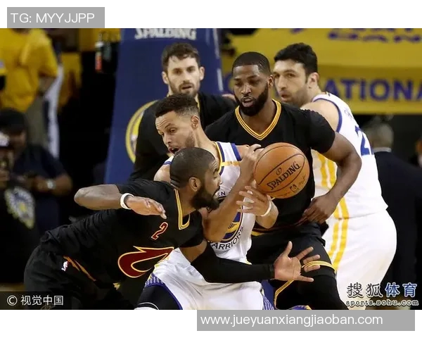 勇士与骑士总决赛历史战绩回顾及精彩瞬间分析